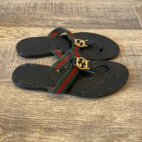 Gucci Flip Flops - Picture 2 of 6